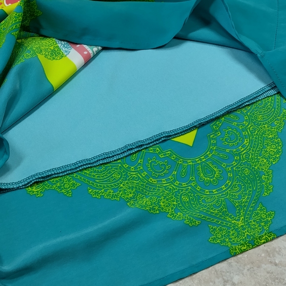 Colorful Geometric Pattern Dress - Picture 3 of 8